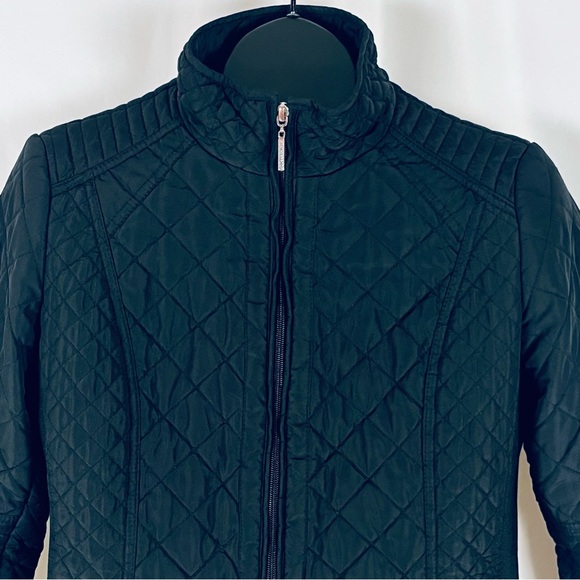 Weatherproof Quilted Jacket – Stay Warm in Style - Picture 9 of 10